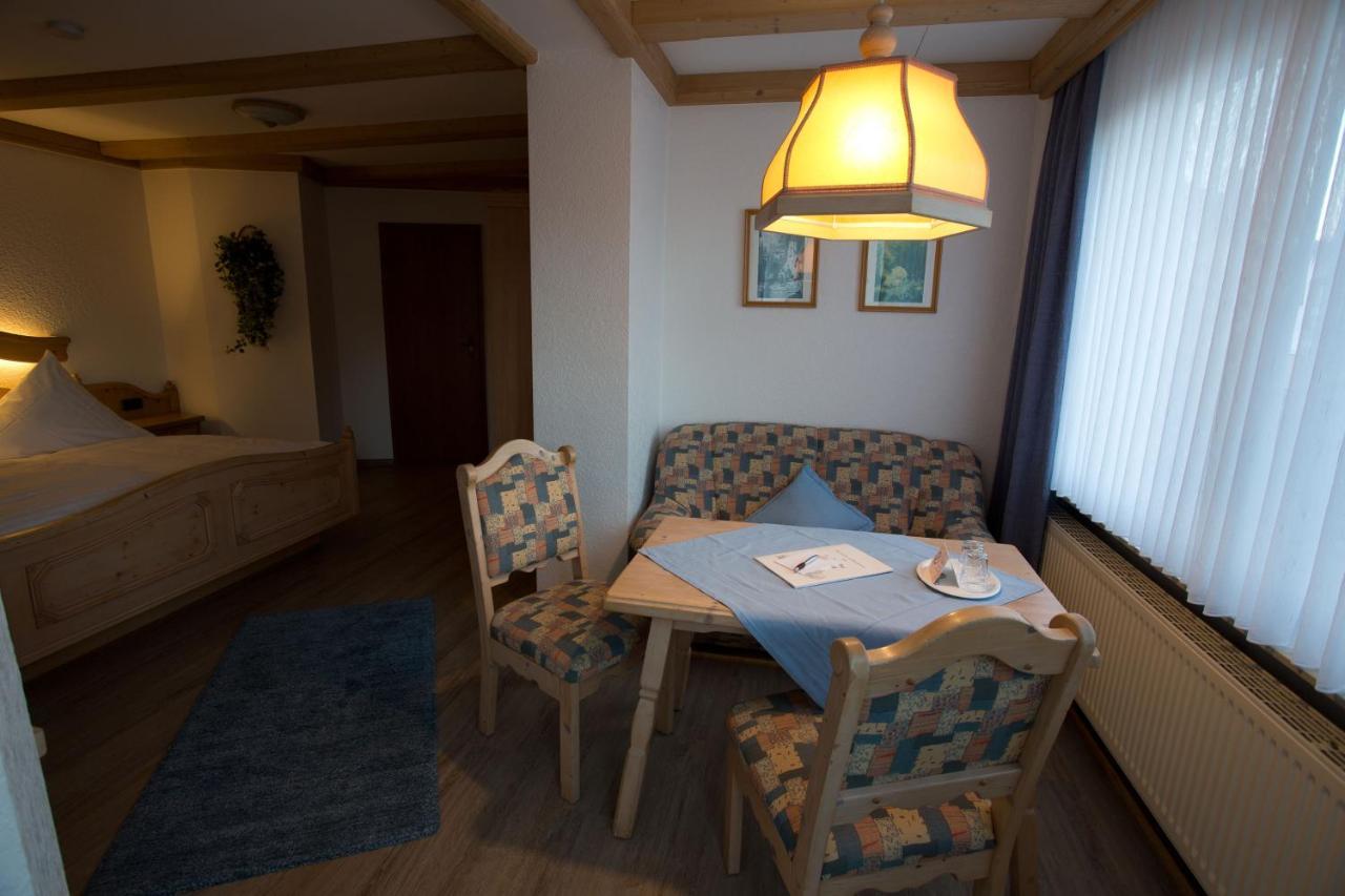 Landhotel Teuteberg Bad Arolsen Eksteriør billede